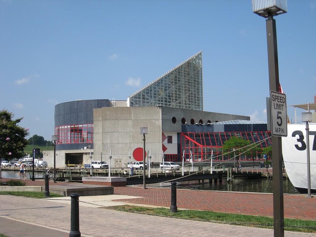 Baltimore MD 2009 0060.jpg - A 4th of July trip to Washington DC in 2009 included a stop in Baltimore MD to see the National Aquarium.